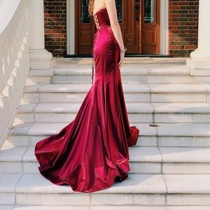 52961 sherri hill